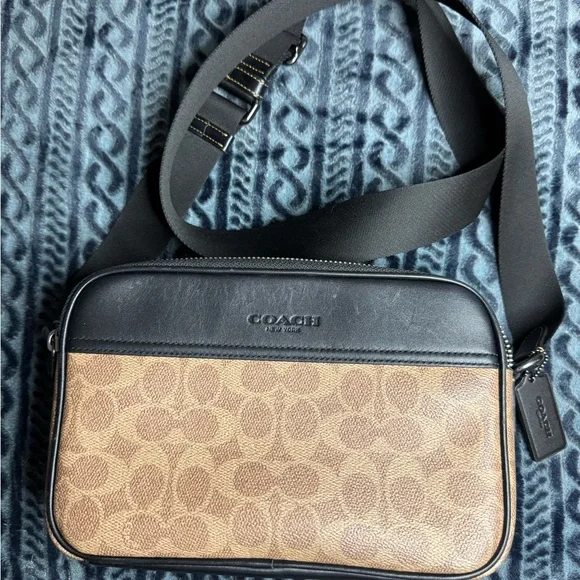 Coach Black and Tan Crossbody Bag with Matching Wallet - Picture 3 of 13